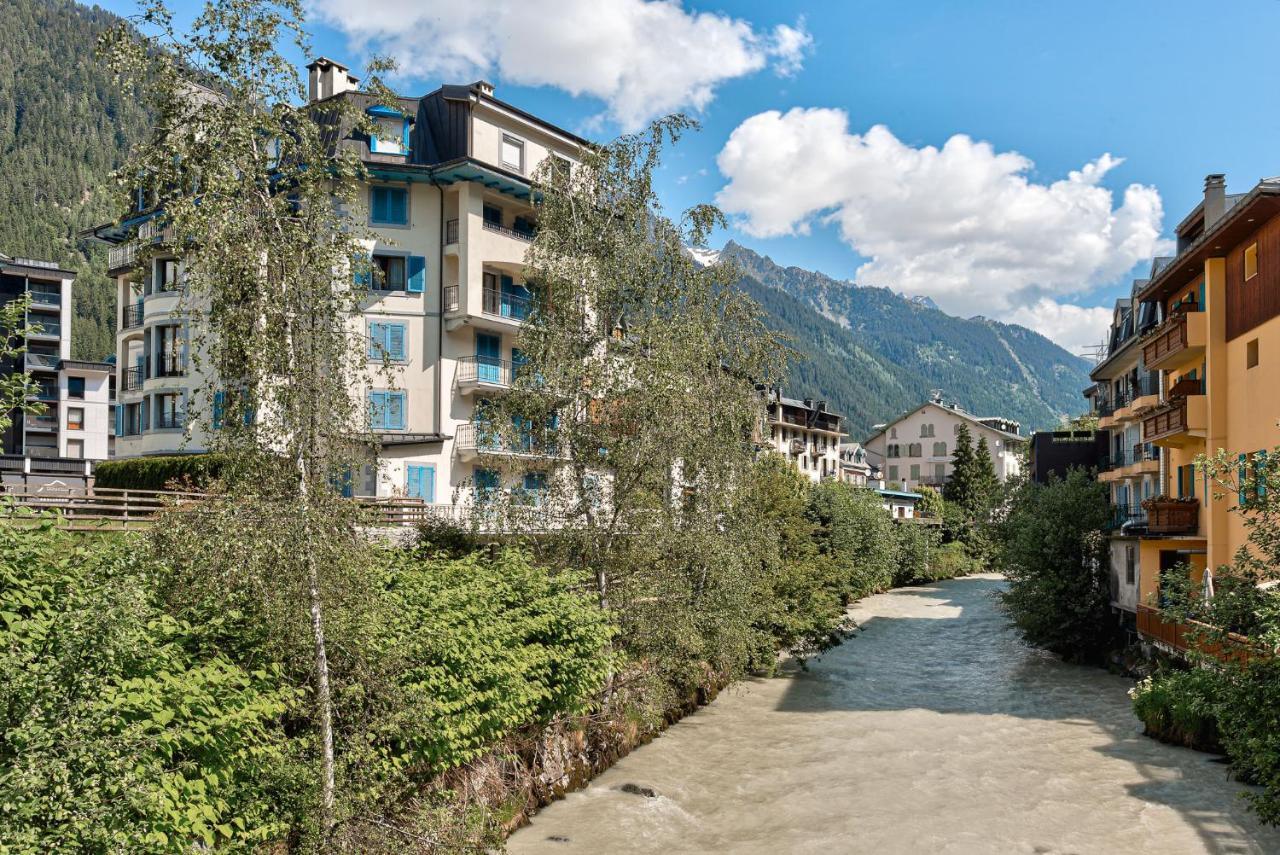 Apartment Cosmiques - Alpes Travel - Central Chamonix - Sleeps 4 Екстериор снимка