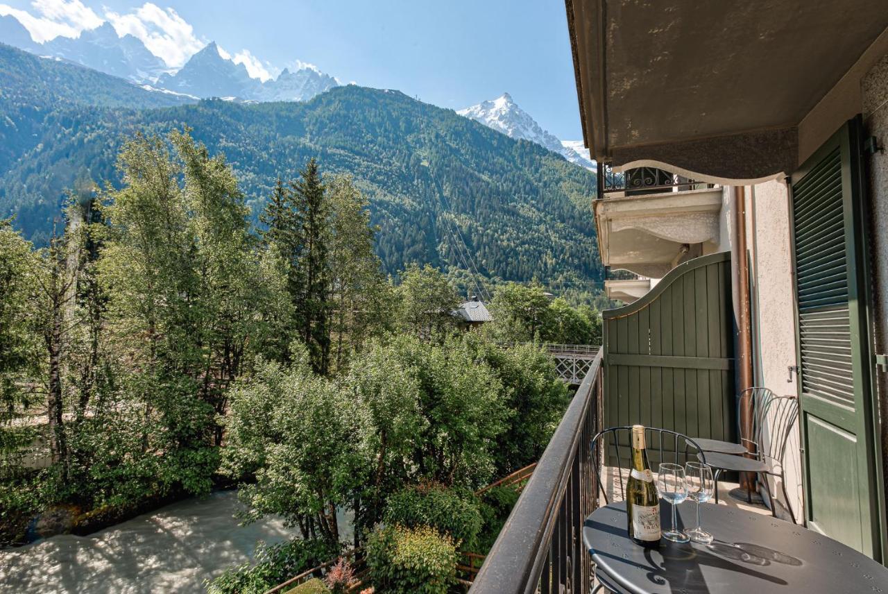 Apartment Cosmiques - Alpes Travel - Central Chamonix - Sleeps 4 Екстериор снимка